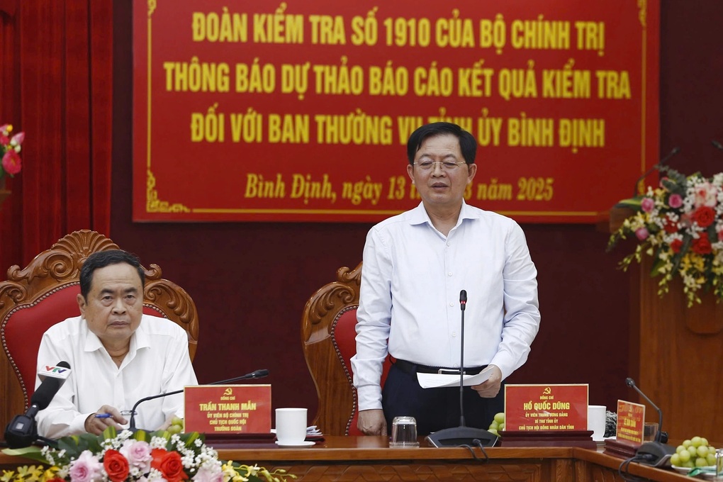 Chủ tịch Quốc hội: Bình Định cần mạnh dạn, công tâm trong sắp xếp bộ máy - 2 Chủ tịch Quốc hội: Bình Định cần mạnh dạn, công tâm trong sắp xếp bộ máy - 2