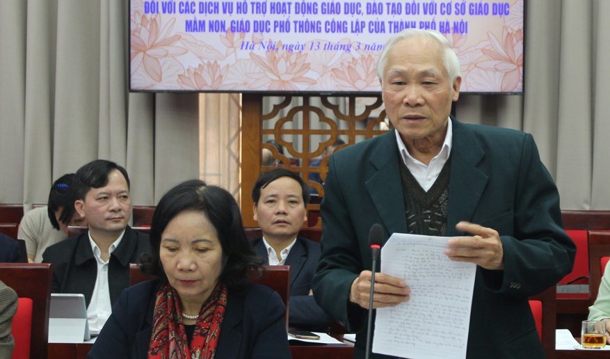 Chủ nhiệm Hội đồng tư vấn Dân chủ-Pháp luật (Ủy ban Mặt trận Tổ quốc Việt Nam TP Hà Nội) Phạm Ngọc Thảo nêu ý kiến tại Hội nghị phản biện xã hội đối với dự thảo Nghị quyết của HĐND TP Hà Nội