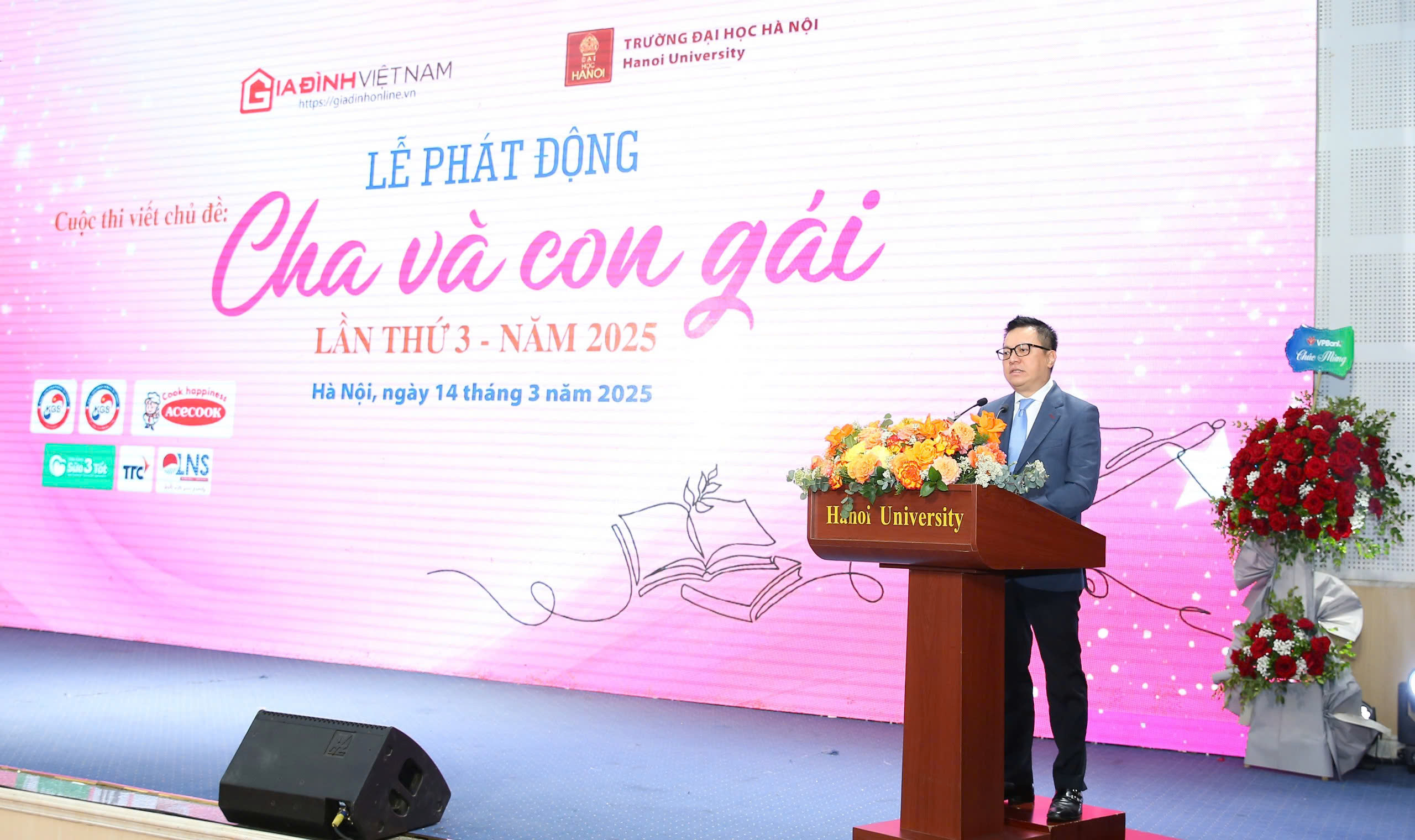 Cuộc thi viết 'Cha và con gái' lần thứ 3: Đề cao tình cảm thiêng liêng giữa cha và con- Ảnh 3. Cuộc thi viết 'Cha và con gái' lần thứ 3: Đề cao tình cảm thiêng liêng giữa cha và con- Ảnh 3.