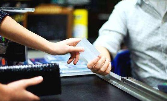 Đi hàng ngàn km về quê dự họp lớp, nghe 1 câu từ lớp trưởng mà tôi lập tức bắt xe về thành phố, rời khỏi mọi nhóm chat - Ảnh 4. Đi hàng ngàn km về quê dự họp lớp, nghe 1 câu từ lớp trưởng mà tôi lập tức bắt xe về thành phố, rời khỏi mọi nhóm chat - Ảnh 4.