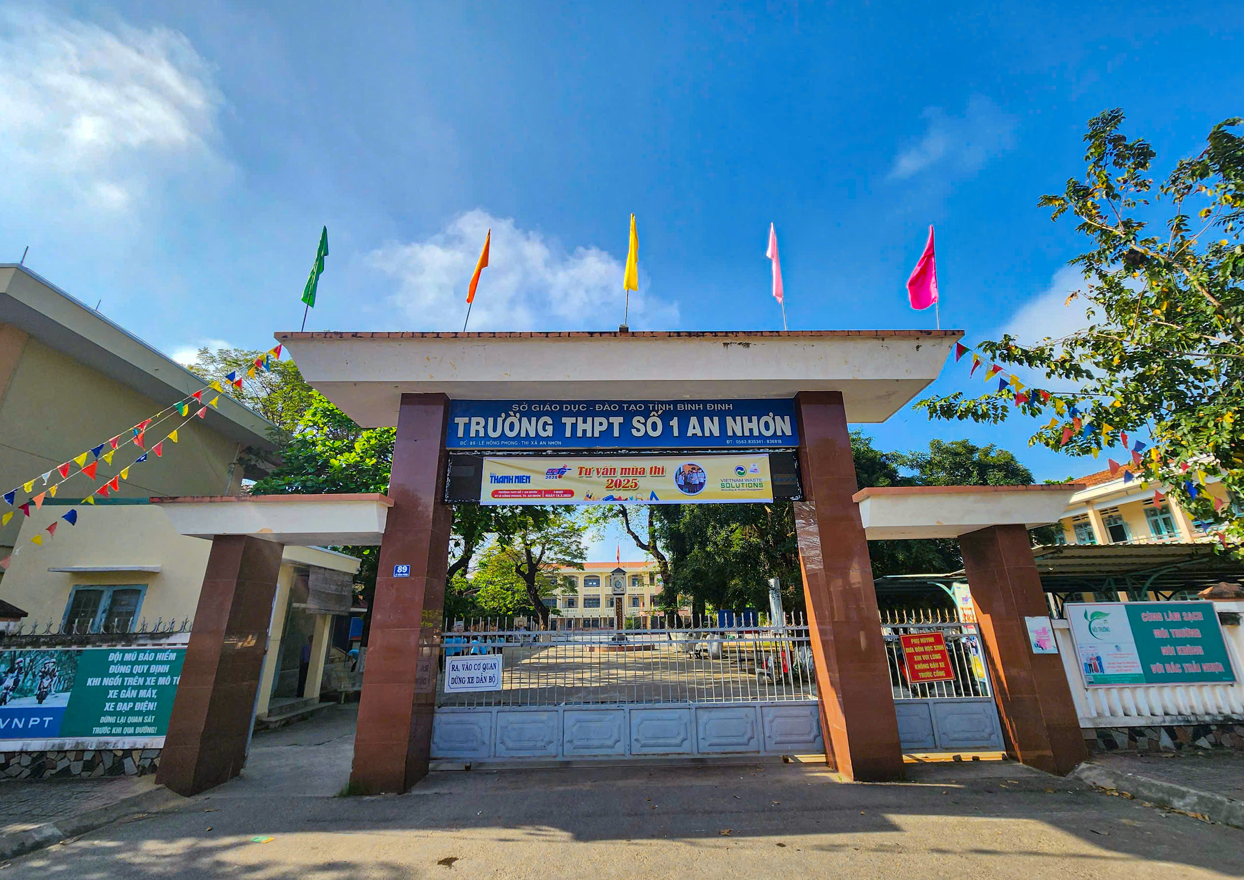 Học sinh Bình Định 'mong' được đặt câu hỏi trong chương trình Tư vấn mùa thi - Ảnh 2.