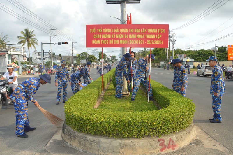 Vùng 5 Hải quân tổ chức “Ngày thứ 7 tình nguyện”