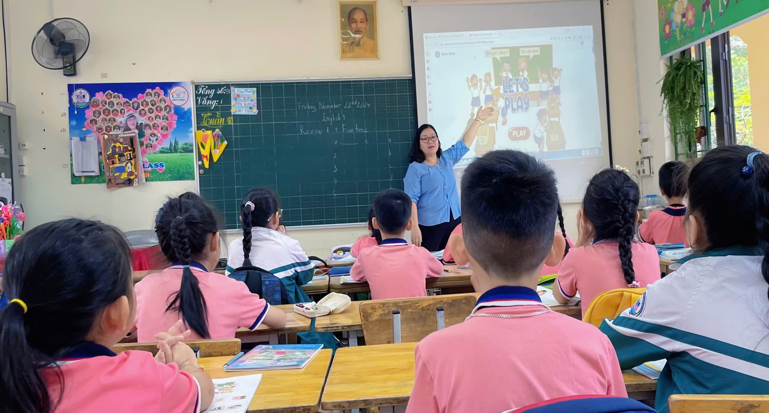 Giáo viên sáng tạo, môi trường thoải mái giúp học sinh tự tin sử dụng tiếng Anh- Ảnh 4. Giáo viên sáng tạo, môi trường thoải mái giúp học sinh tự tin sử dụng tiếng Anh- Ảnh 4.