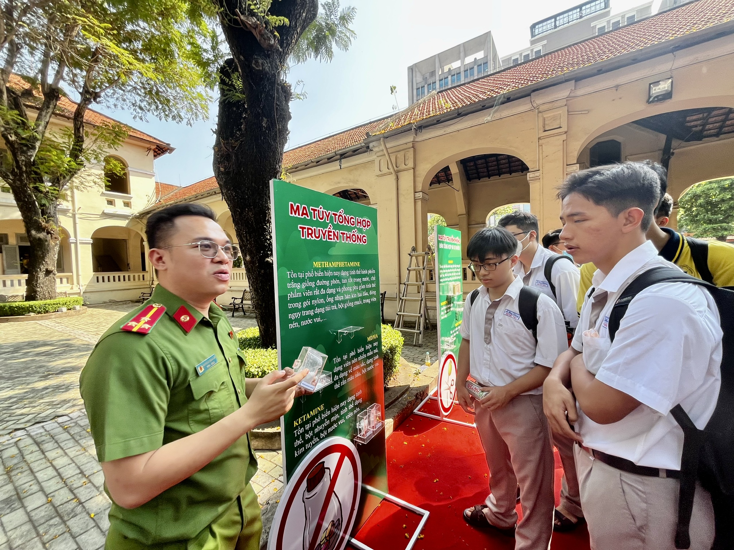 Hoa hậu Bảo Ngọc: "Học sinh không được thử ma túy, dù chỉ một lần" - Ảnh 3.