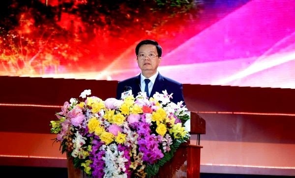 An Giang long trọng đón bằng công nhận của UNESCO và khai hội Vía Bà Chúa Xứ núi Sam - Ảnh 3. An Giang long trọng đón bằng công nhận của UNESCO và khai hội Vía Bà Chúa Xứ núi Sam - Ảnh 3.