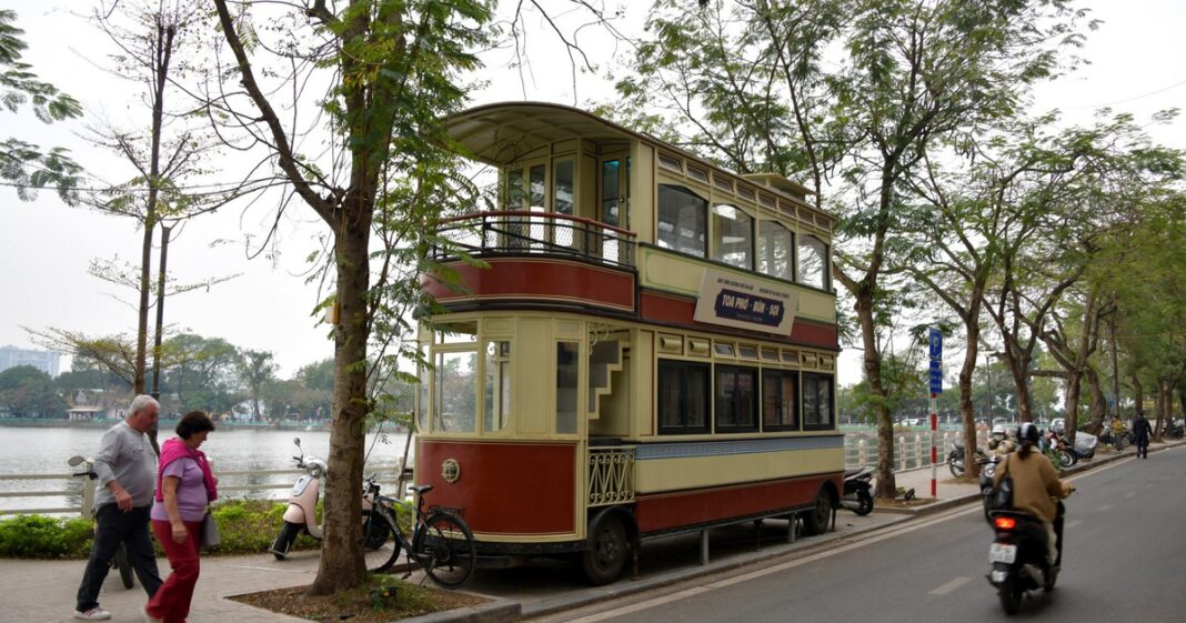 Khám phá Trúc Bạch trên những toa tàu