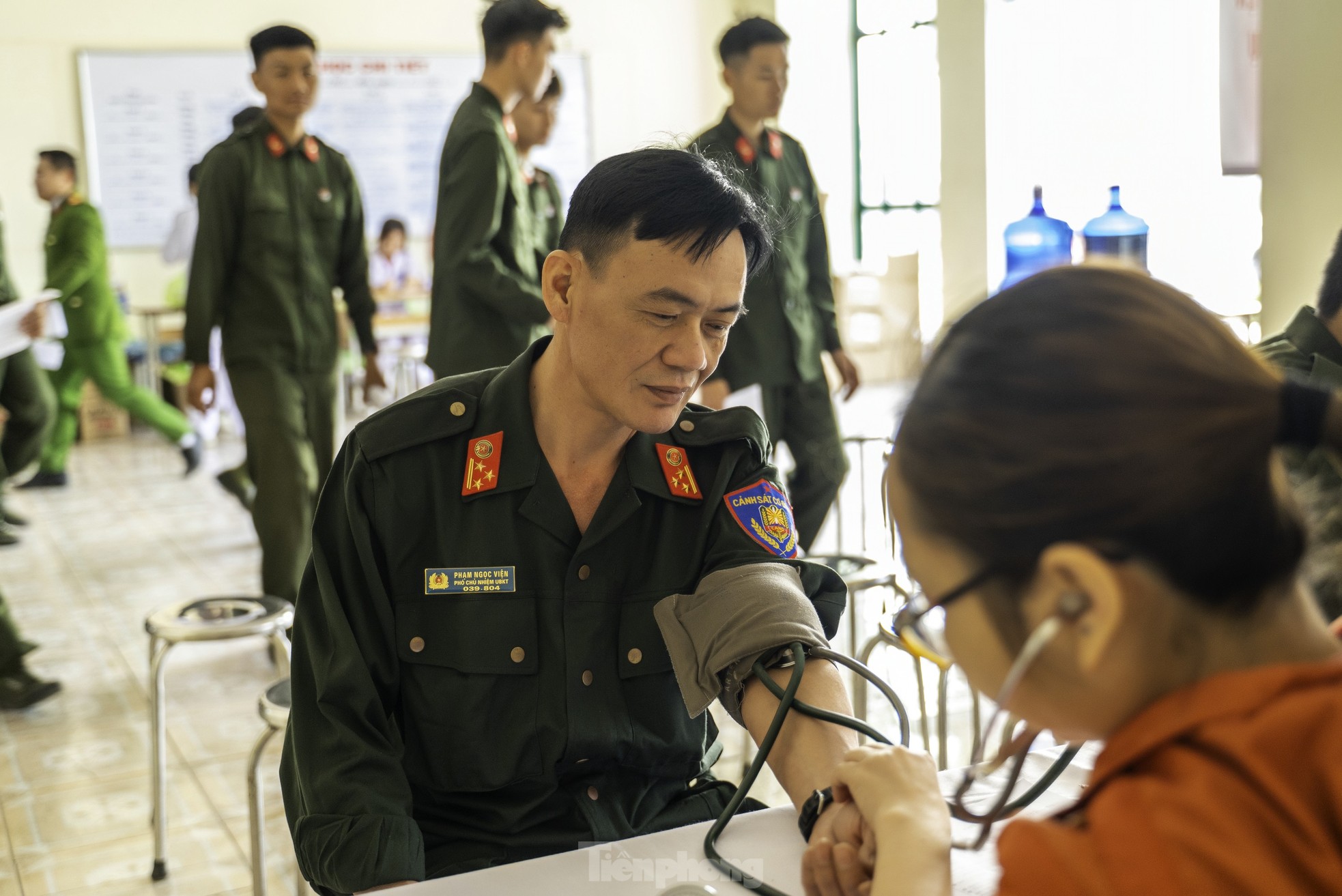 Đoàn viên, thanh niên Trung đoàn CSCĐ Đông Bắc hiến máu tình nguyện ảnh 24