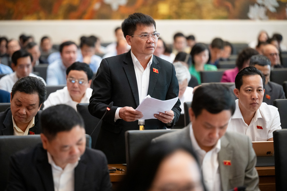 Đại biểu Quốc hội Dương Khắc Mai (Đoàn tỉnh Đắk Nông) phát biểu thảo luận - Ảnh: Quochoi.vn
