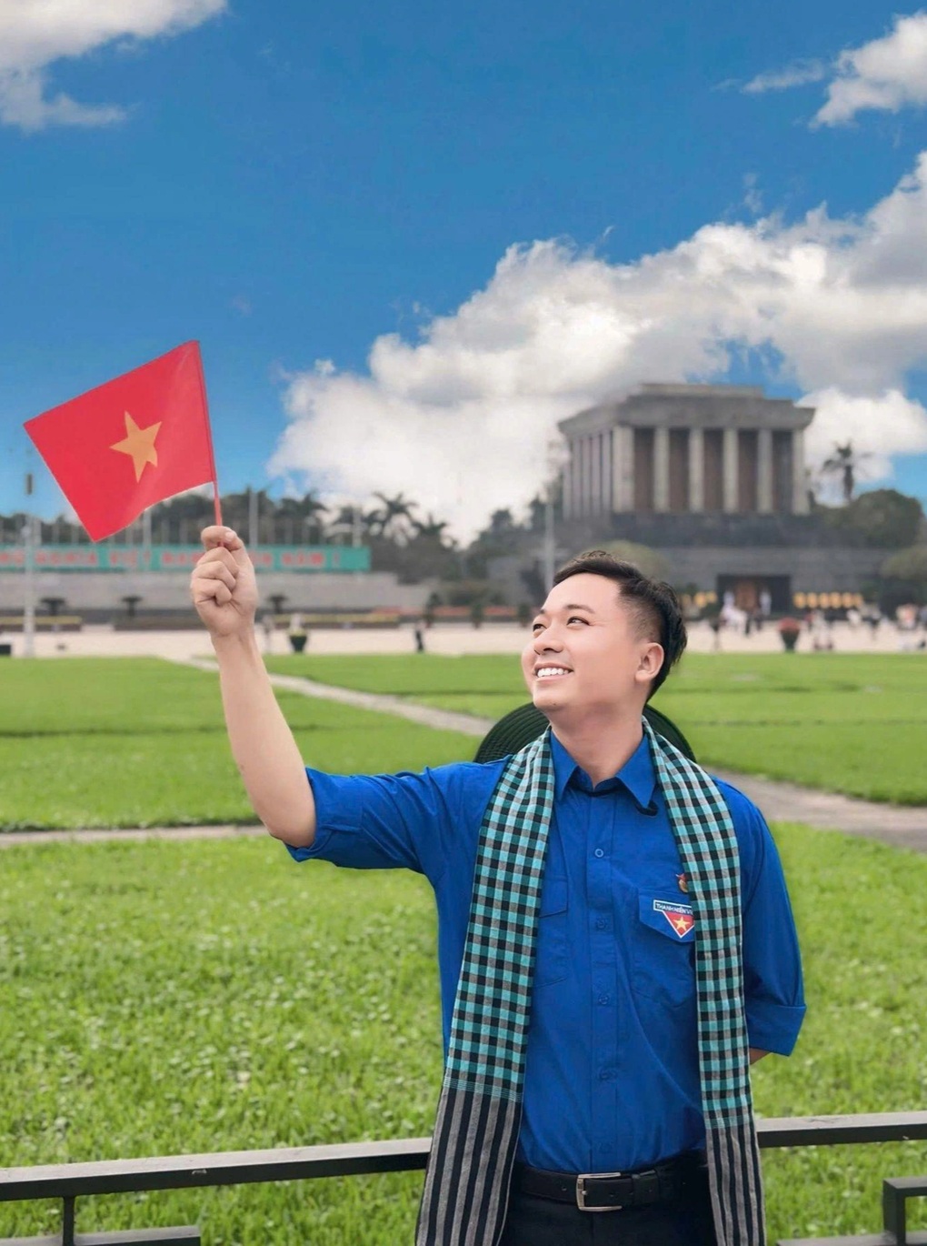 Từ nhà giáo tâm huyết tới giải thưởng cán bộ Đoàn tiêu biểu 2025 - 4
