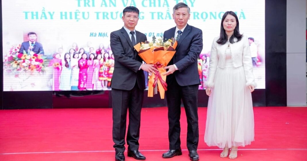 Nhiều trường THPT top đầu Hà Nội thay hiệu trưởng