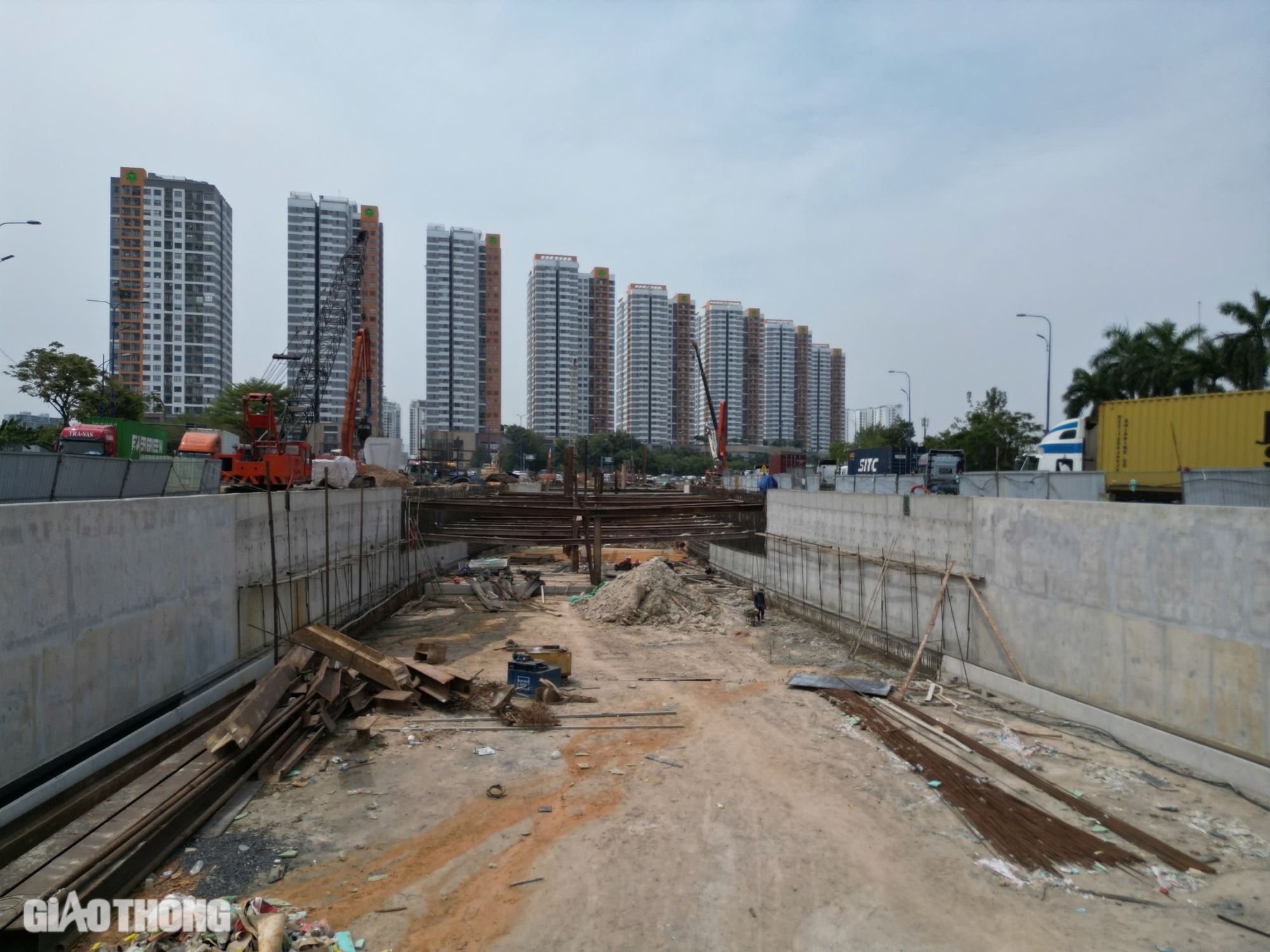 Ngắm hầm chui tại nút giao hoành tráng nhất TP.HCM sắp thông xe- Ảnh 10. Ngắm hầm chui tại nút giao hoành tráng nhất TP.HCM sắp thông xe- Ảnh 10.