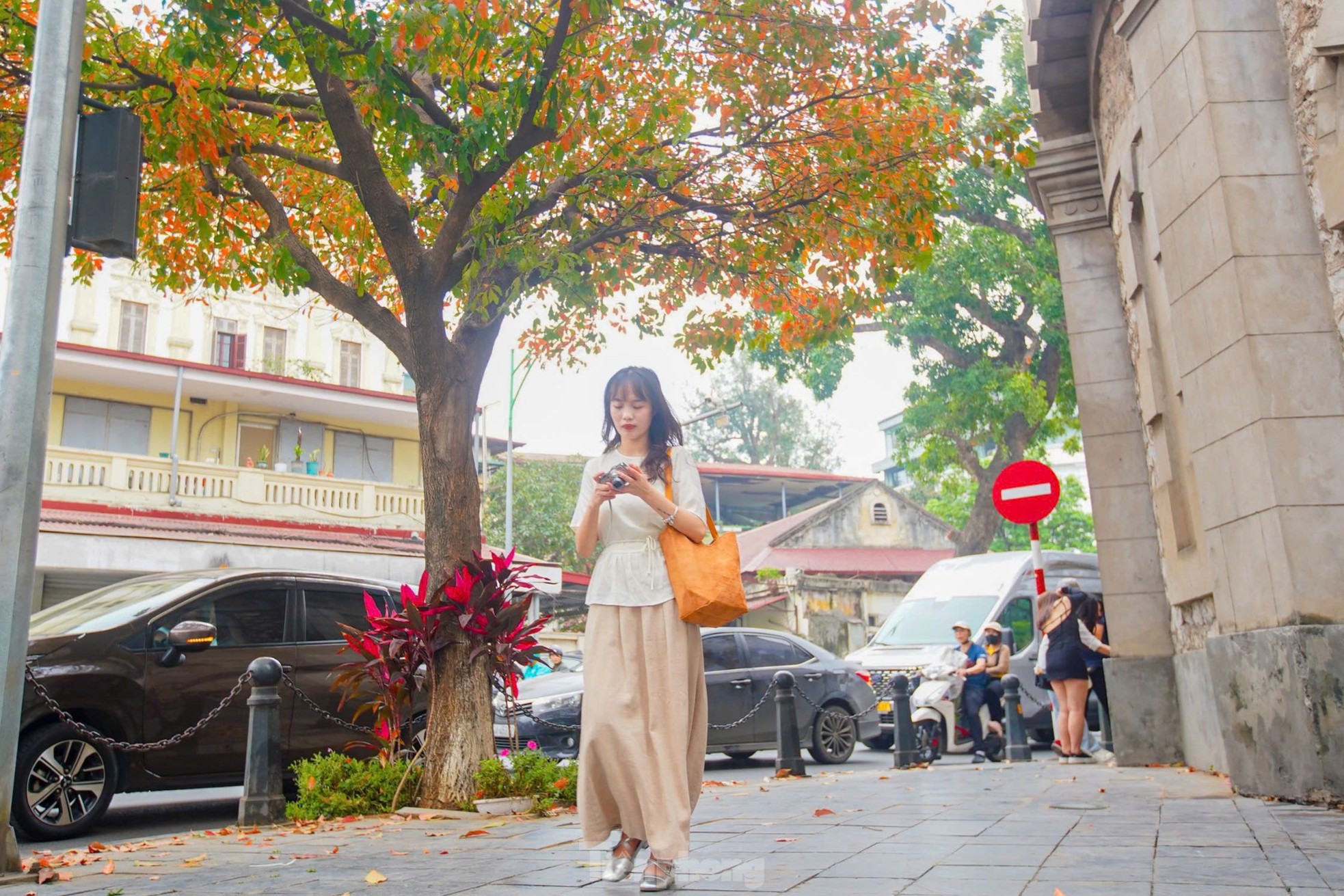 Tháp nước Hàng Đậu khác lạ, người người đến check-in ảnh 4