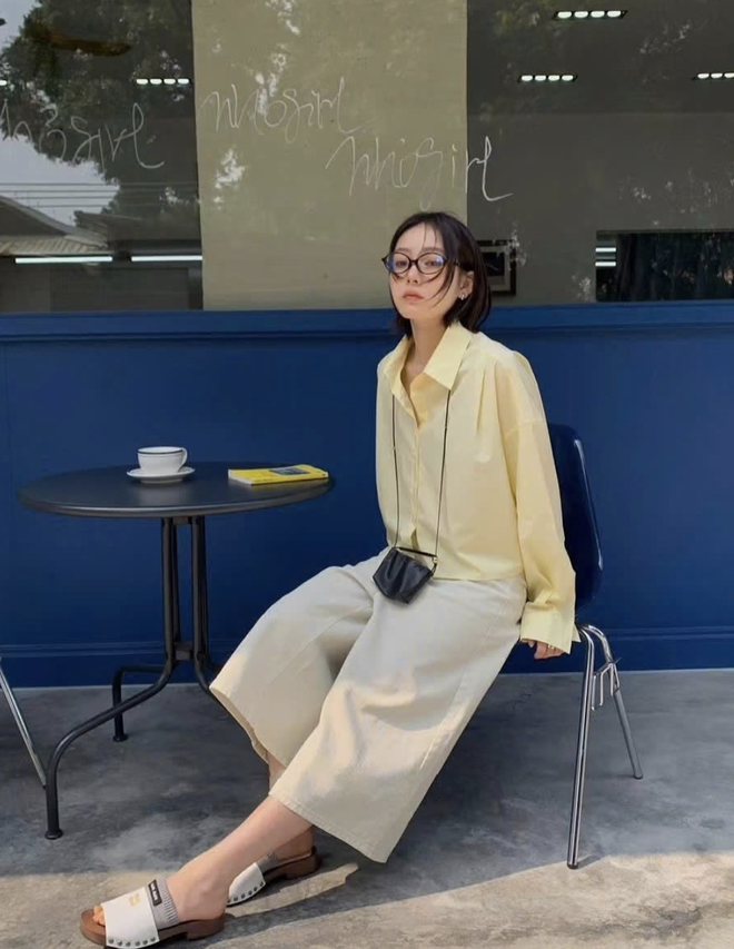 Mặc đẹp ngày hè với gam màu vàng tươi tắn, nàng đã thử chưa?- Ảnh 5. Mặc đẹp ngày hè với gam màu vàng tươi tắn, nàng đã thử chưa?- Ảnh 5.