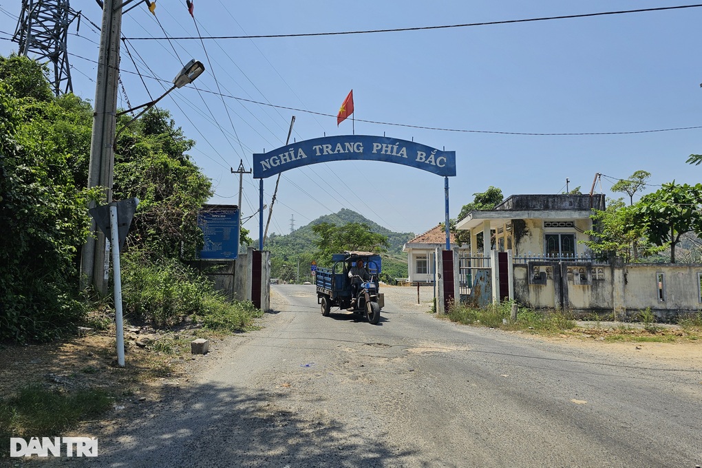 Xưởng ma túy khủng ở Nha Trang nằm trên khu đất tâm linh, rất vắng người - 2 Xưởng ma túy khủng ở Nha Trang nằm trên khu đất tâm linh, rất vắng người - 2