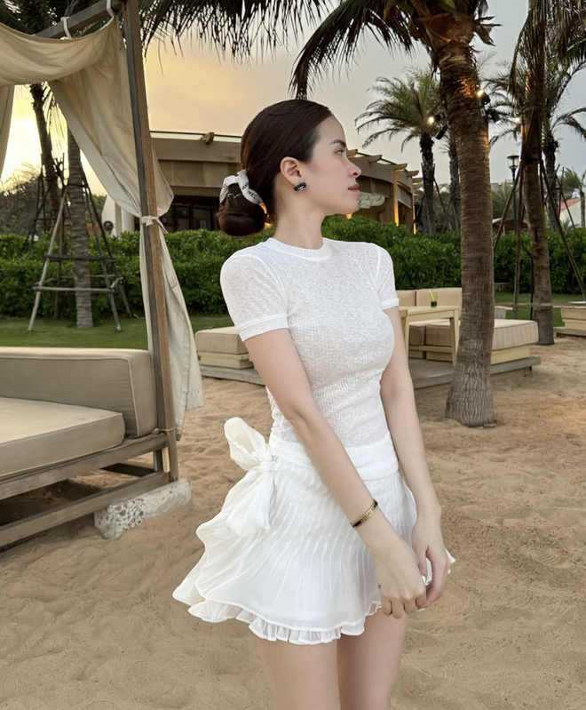 Diện nguyên cây trắng, sang trọng và thời thượng cho mùa hè năm nay- Ảnh 3. Diện nguyên cây trắng, sang trọng và thời thượng cho mùa hè năm nay- Ảnh 3.