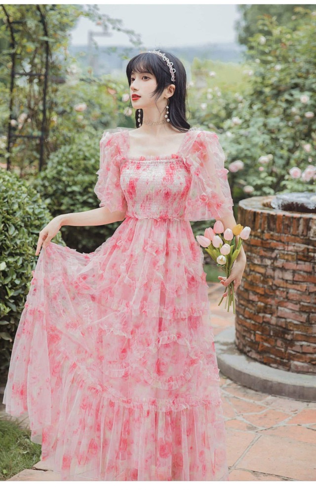 Điểm danh các kiểu đầm maxi cho nàng thỏa sức thả dáng ngày hè- Ảnh 6. Điểm danh các kiểu đầm maxi cho nàng thỏa sức thả dáng ngày hè- Ảnh 6.