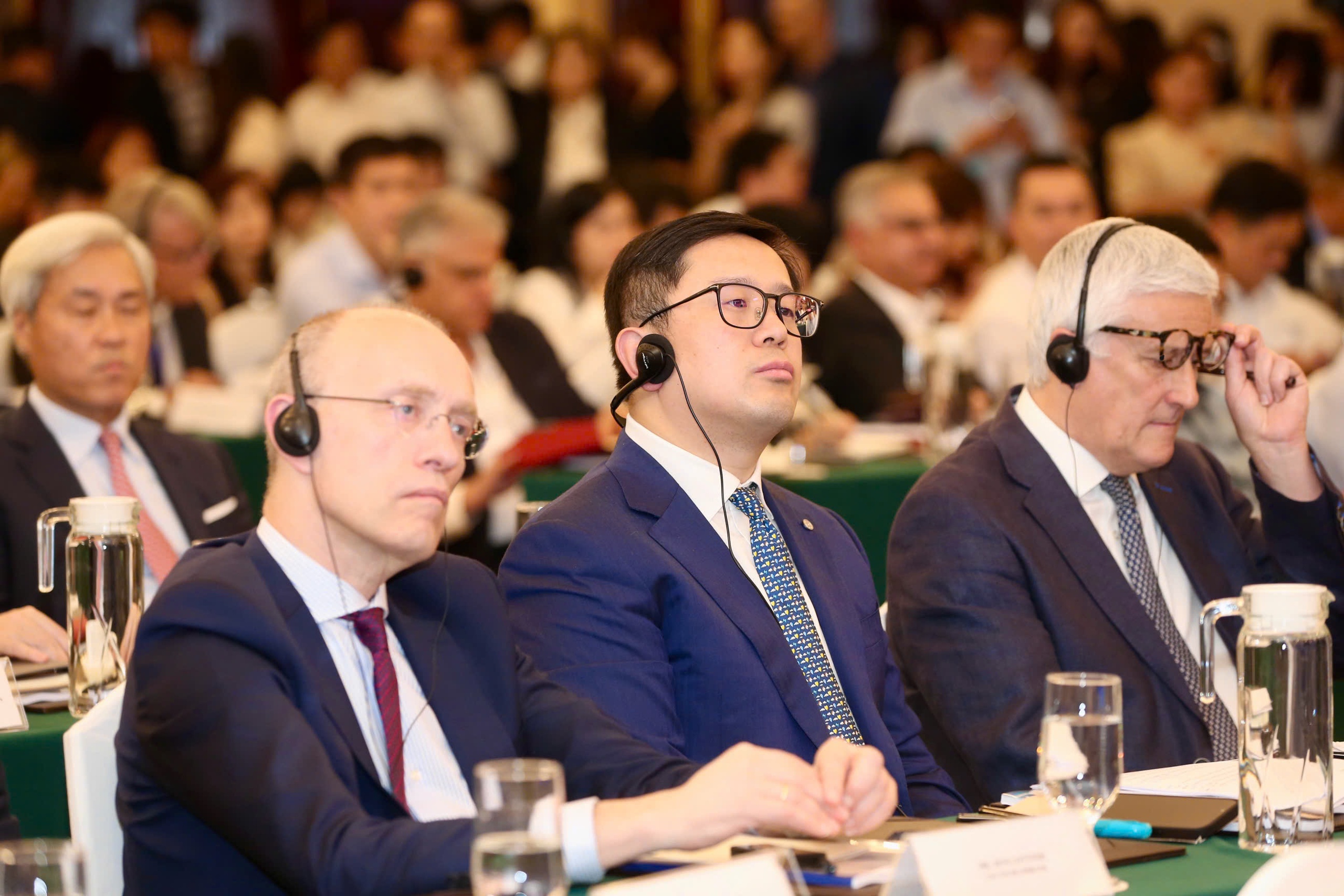 Lãnh đạo Bộ Tài chính và UBND TP HCM nói gì về xây dựng trung tâm tài chính?- Ảnh 2.