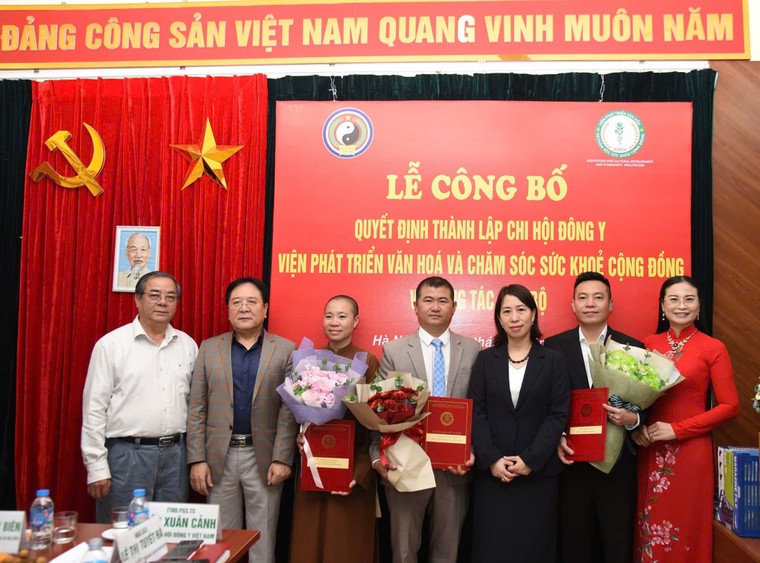 Từng bước đưa thành tựu Đông y lan tỏa vào cuộc sống, văn hóa người Việt- Ảnh 2.