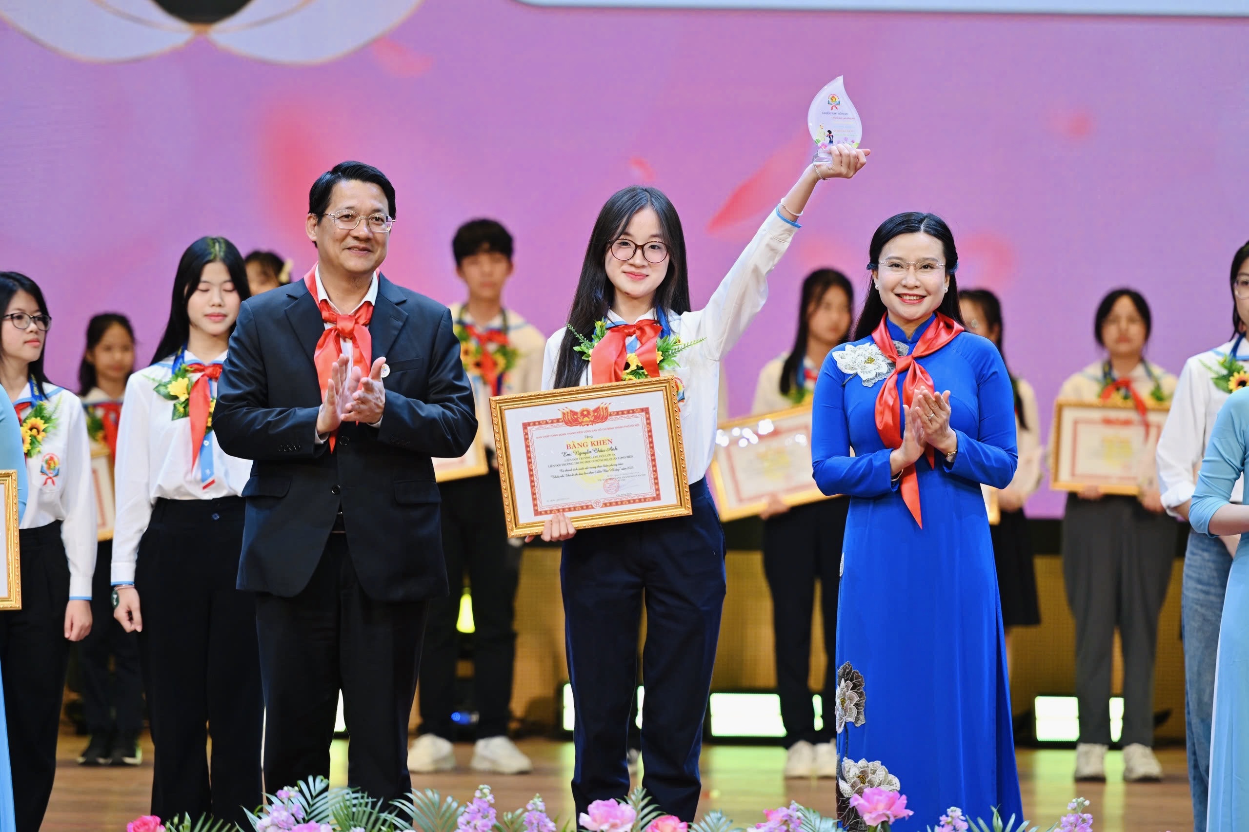 Ngày hội của hơn 1,3 triệu thiếu nhi Hà Nội - Ảnh 2.