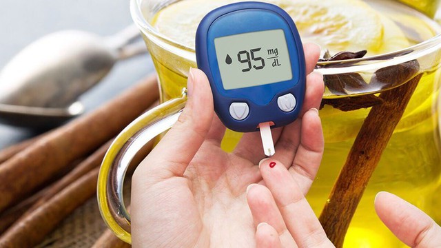 Đo đường huyết, đường huyết cao bao nhiêu thì cần uống thuốc? - Ảnh 3.