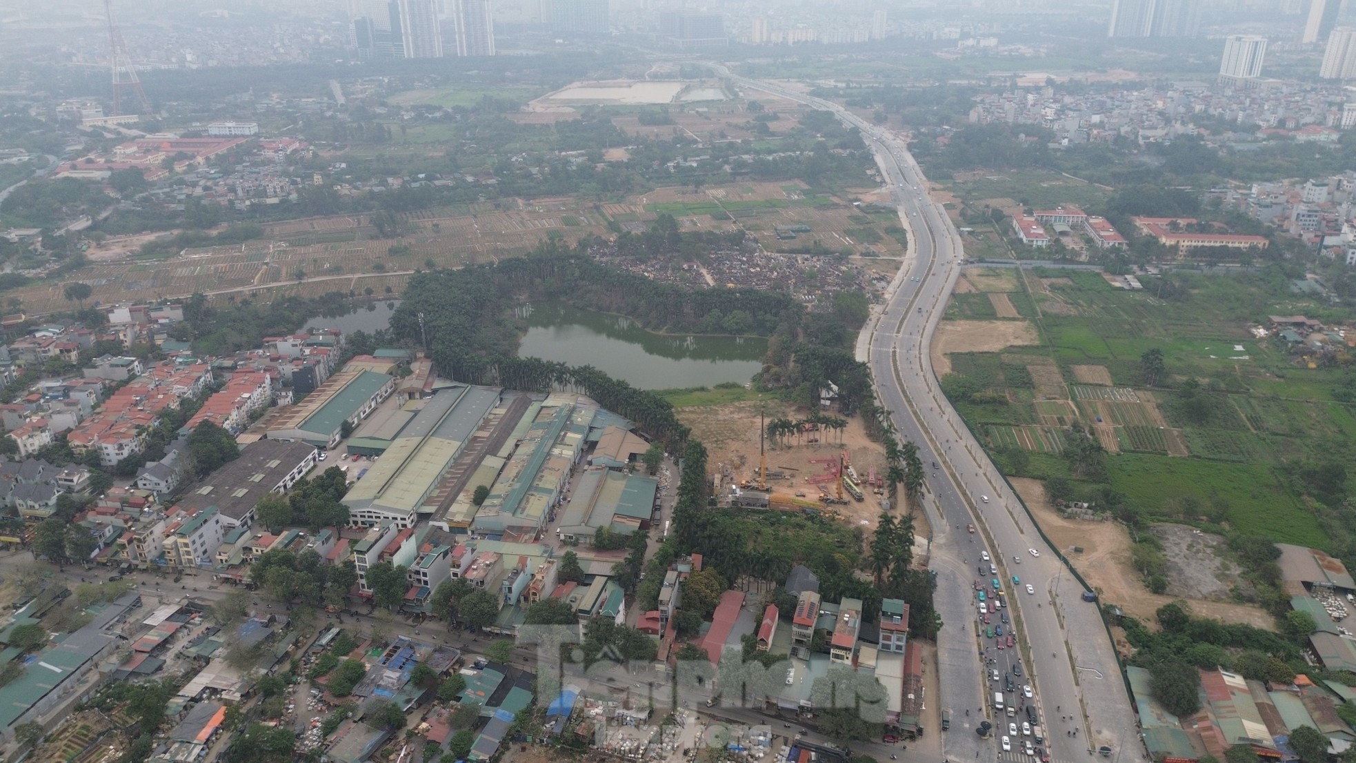 Công trường đường Lê Quang Đạo kéo dài trước ngày thông xe toàn tuyến vào tháng 5 ảnh 10