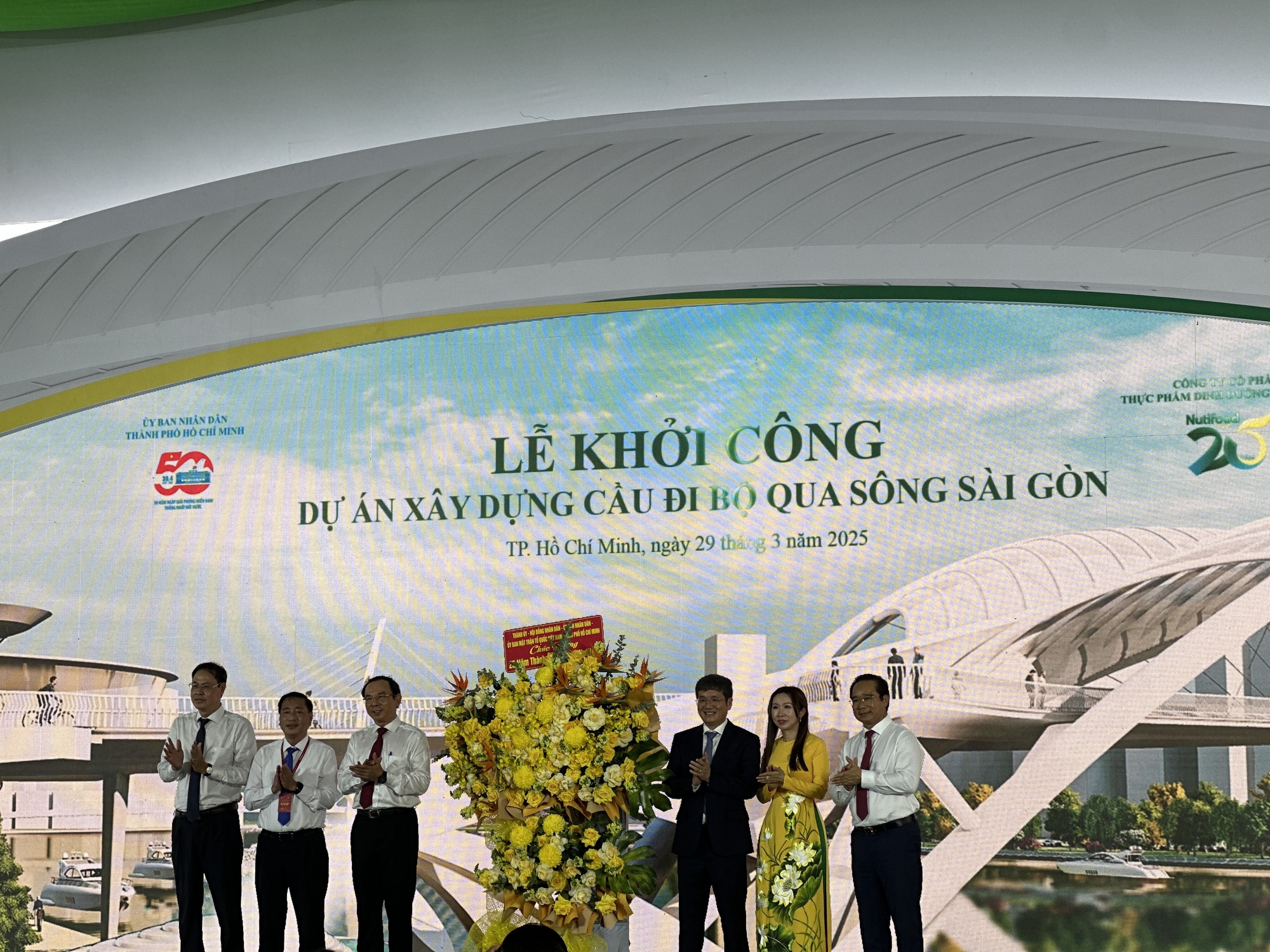 Khởi công biểu tượng mới TP HCM: Cầu đi bộ vượt sông Sài Gòn- Ảnh 7. Khởi công biểu tượng mới TP HCM: Cầu đi bộ vượt sông Sài Gòn- Ảnh 7.