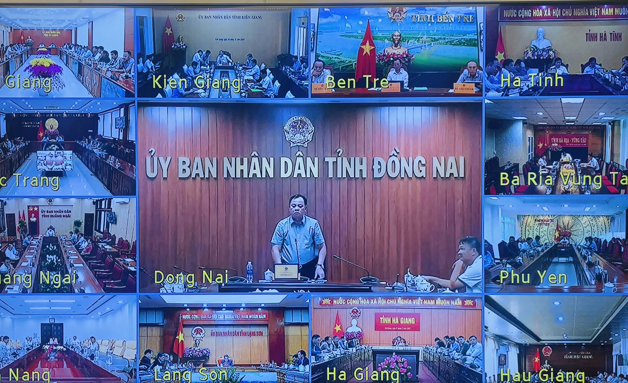 Thủ tướng: Dứt khoát phải thông tuyến cao tốc từ Cao Bằng tới Cà Mau trong năm 2025- Ảnh 3. Thủ tướng: Dứt khoát phải thông tuyến cao tốc từ Cao Bằng tới Cà Mau trong năm 2025- Ảnh 3.