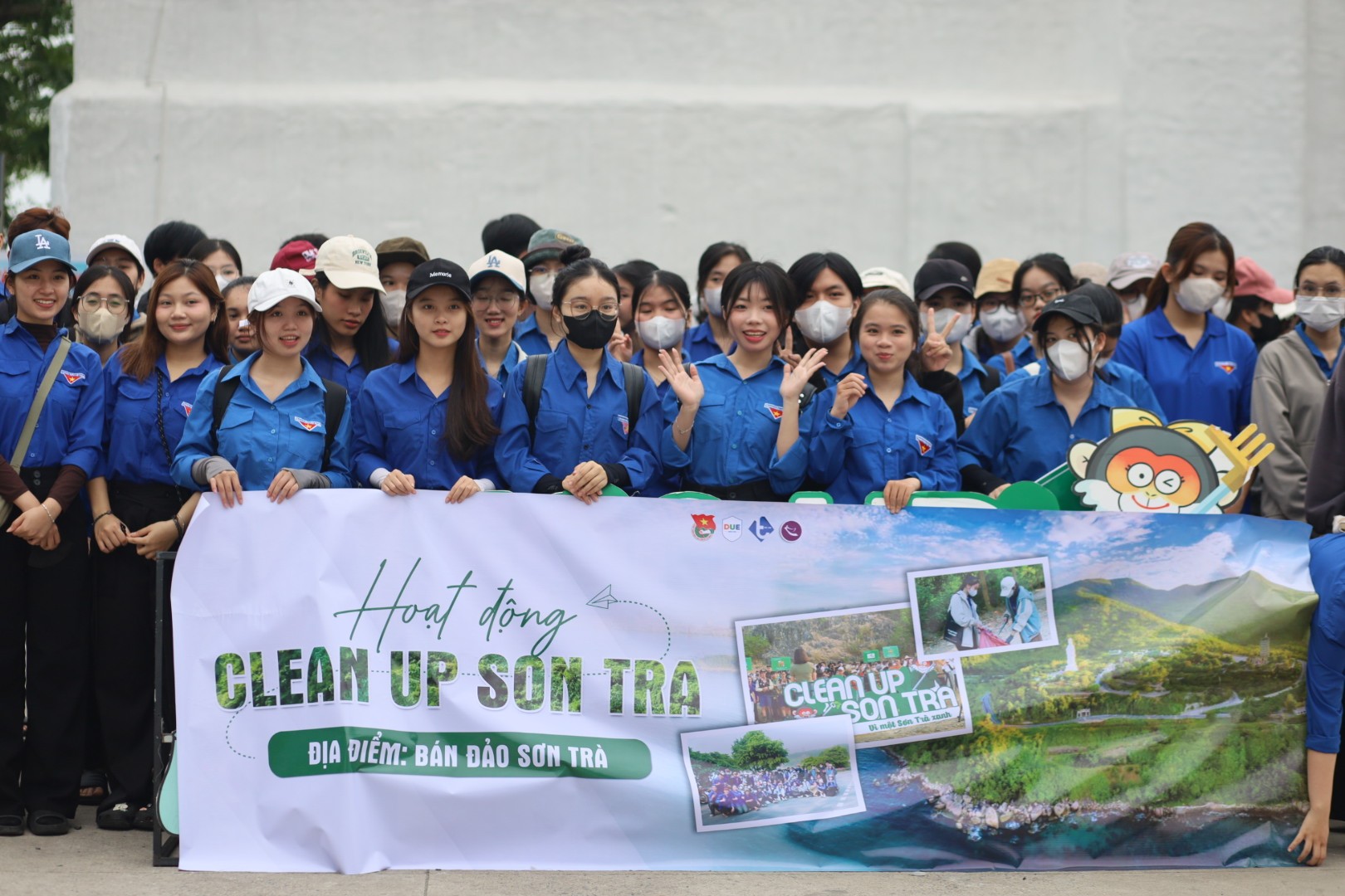 Hàng trăm thanh niên chung tay dọn rác bán đảo Sơn Trà ảnh 10