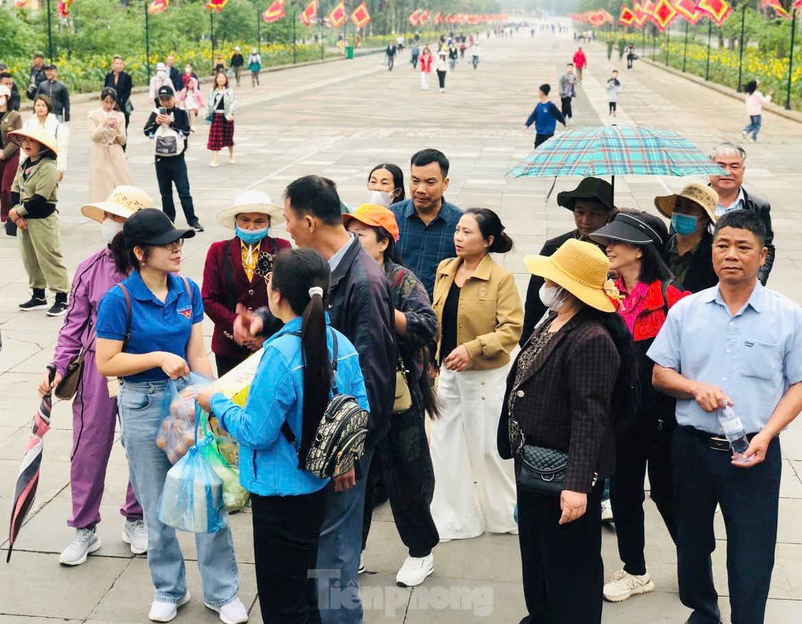Huy động 4.000 thanh niên tình nguyện tham gia phục vụ lễ Giỗ Tổ Hùng Vương ảnh 8