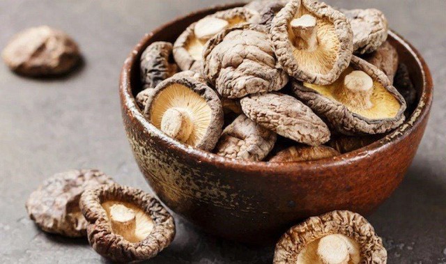 10 thực phẩm rẻ tiền, bổ thận đang bán đầy chợ Việt, người bệnh thận nên ăn để phòng biến chứng- Ảnh 9. 10 thực phẩm rẻ tiền, bổ thận đang bán đầy chợ Việt, người bệnh thận nên ăn để phòng biến chứng- Ảnh 9.