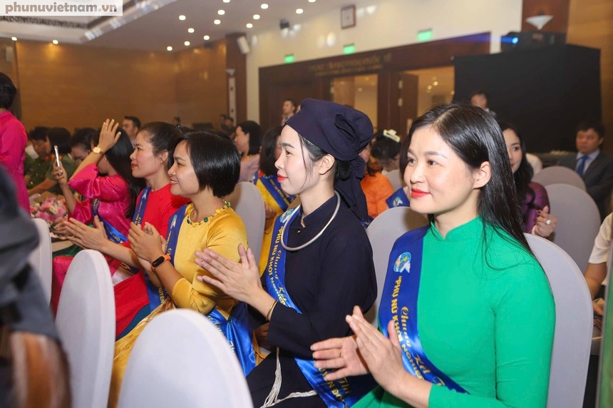 Nữ doanh nhân Việt Nam: Vượt qua rào cản để cùng đất nước bước vào kỷ nguyên mới - Ảnh 3.