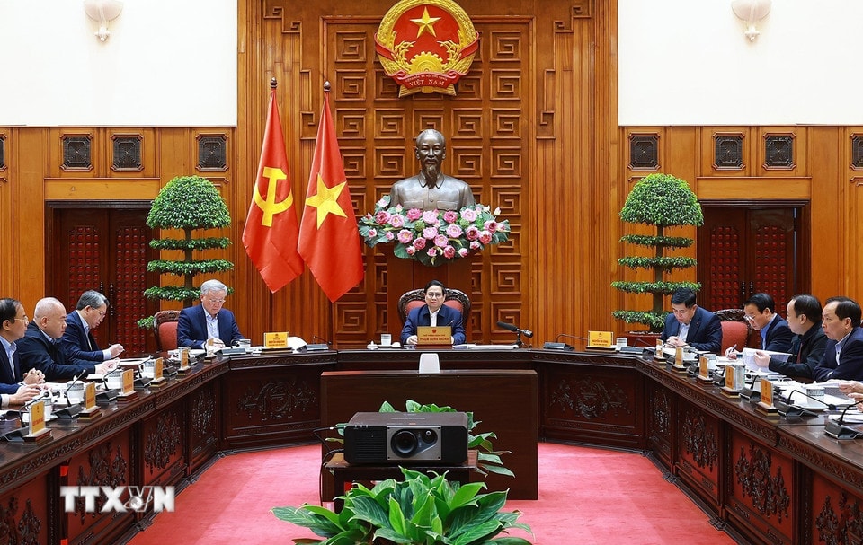 Thủ tướng Phạm Minh Chính chủ trì cuộc họp với các bộ, ngành để tháo gỡ khó khăn, vướng mắc các dự án tồn đọng. (Ảnh: Dương Giang/TTXVN) ttxvn-thu-tuong-pham-minh-chinh-du-an-5.jpg