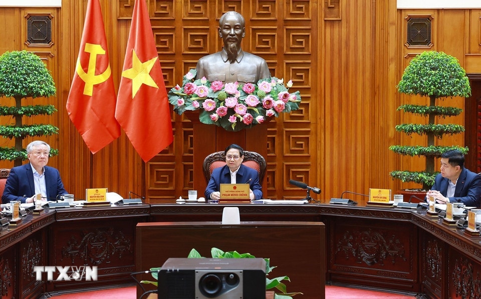 Thủ tướng Phạm Minh Chính chủ trì cuộc họp với các bộ, ngành để tháo gỡ khó khăn, vướng mắc các dự án tồn đọng. (Ảnh: Dương Giang/TTXVN) ttxvn-thu-tuong-pham-minh-chinh-du-an-1.jpg