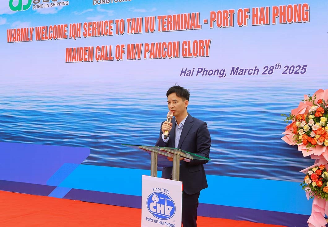 Lấy khối u hơn 11kg chèn ép khoang bụng nữ bệnh nhân - Vietnam.vn