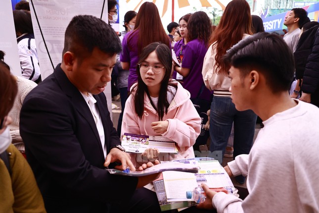 Bộ Giáo dục ra công thức quy đổi thang điểm: Áp dụng có dễ không? ảnh 1