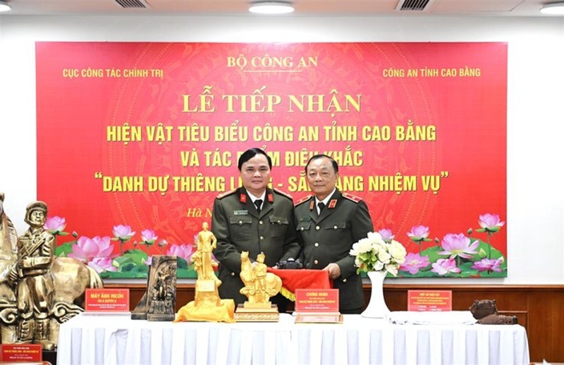 bao tang cong an nhan dan tiep nhan nhieu hien vat dac biet hinh 1