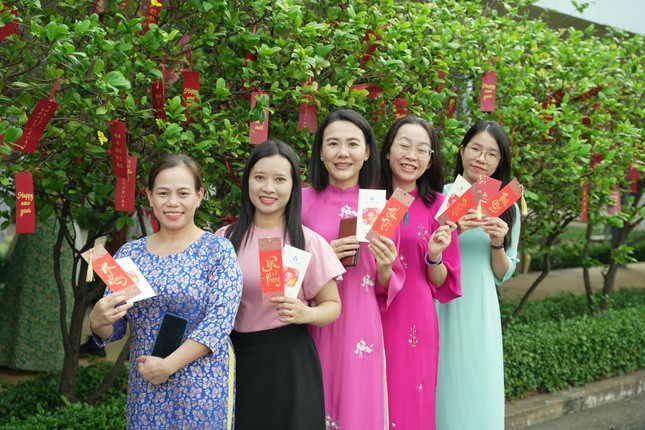 Bất ngờ thu nhập của giảng viên trường kỹ thuật tốp đầu TPHCM ảnh 1