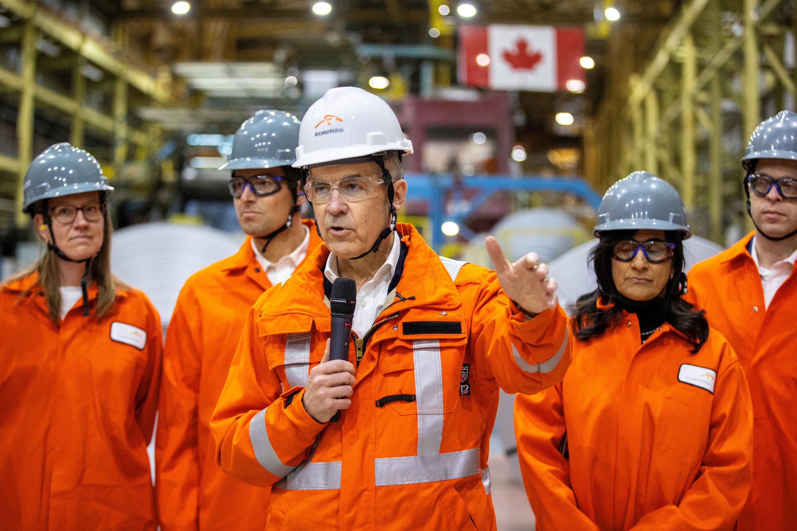 Canada áp thuế đáp trả Mỹ trước lễ nhậm chức của Thủ tướng Mark Carney - Ảnh 1. Canada áp thuế đáp trả Mỹ trước lễ nhậm chức của Thủ tướng Mark Carney - Ảnh 1.