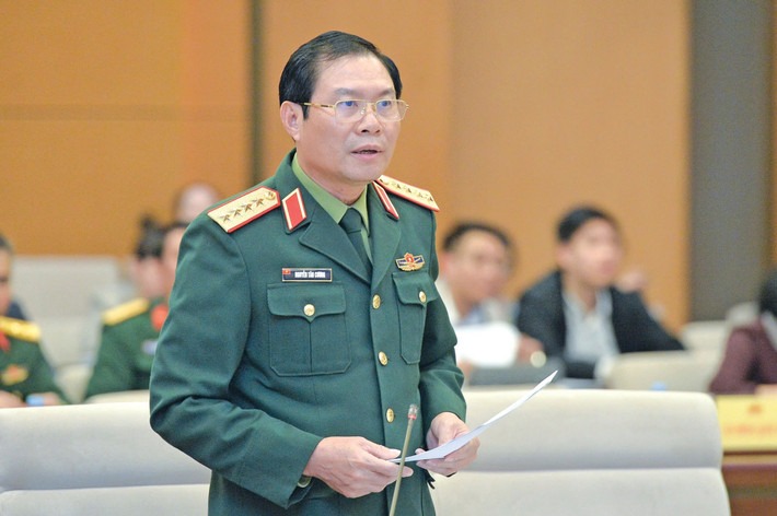 Công chức, viên chức có thể tham gia lực lượng gìn giữ hòa bình- Ảnh 1. Công chức, viên chức có thể tham gia lực lượng gìn giữ hòa bình- Ảnh 1.