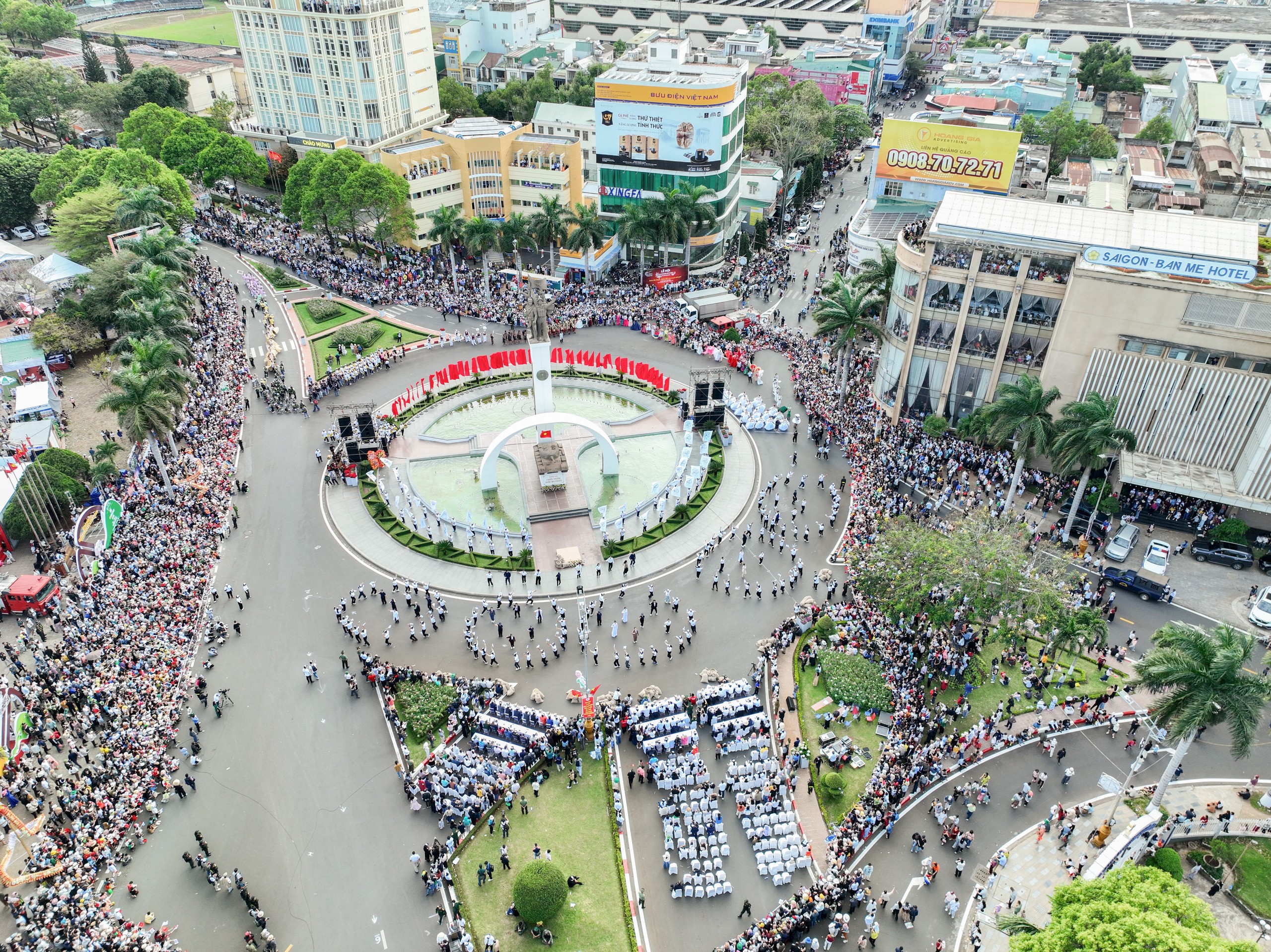 Đậm đà bản sắc Tây Nguyên trong Lễ hội Đường phố 2025 “Buôn Ma Thuột - Điểm đến của cà phê thế giới" - Ảnh 1.