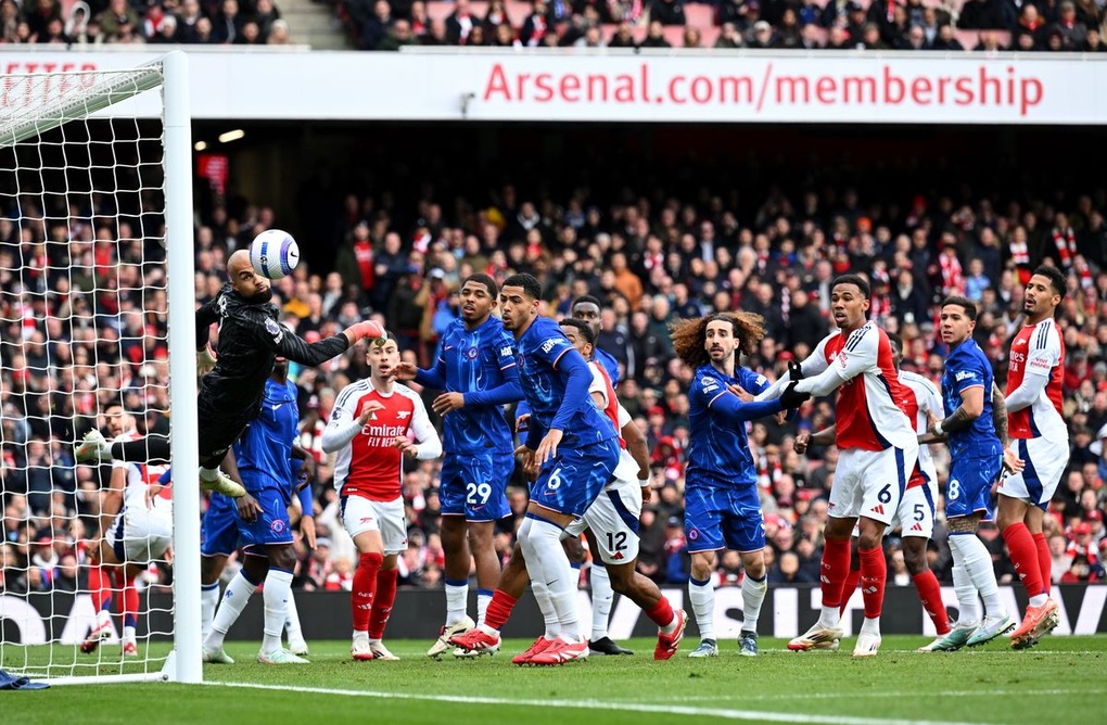 Đánh bại Chelsea, Arsenal tiếp tục bám đuổi Liverpool - 1