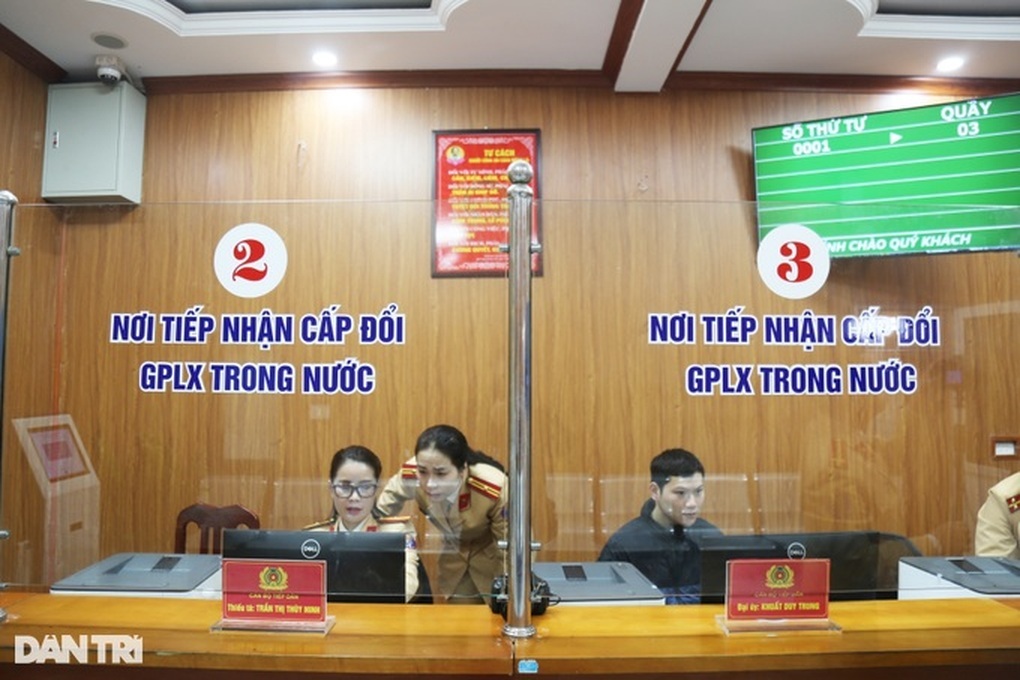 Danh sách 30 công an cấp xã ở Hà Nội tiếp nhận cấp, đổi giấy phép lái xe - 1 Danh sách 30 công an cấp xã ở Hà Nội tiếp nhận cấp, đổi giấy phép lái xe - 1