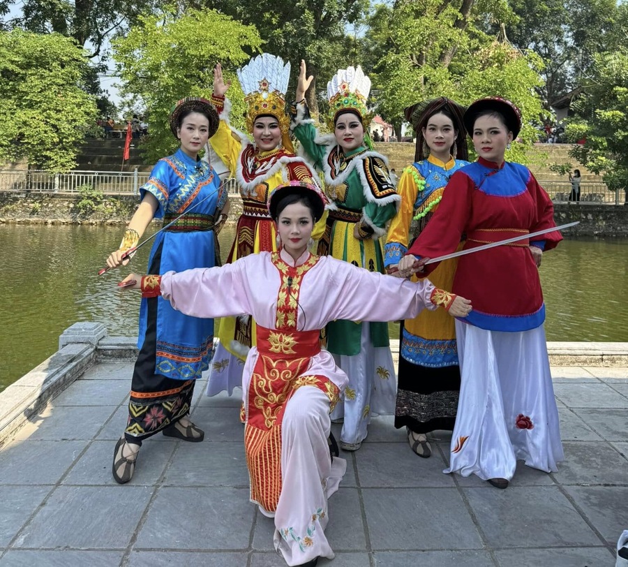 chuong trinh dao dan loi khang dinh nu quyen trong nghe thuat tuong hinh 1