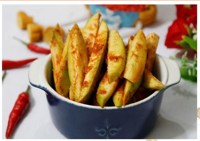 Đây mới là cách làm xoài lắc giòn ngon dễ làm, ăn lạ miệng- Ảnh 4. Đây mới là cách làm xoài lắc giòn ngon dễ làm, ăn lạ miệng- Ảnh 4.