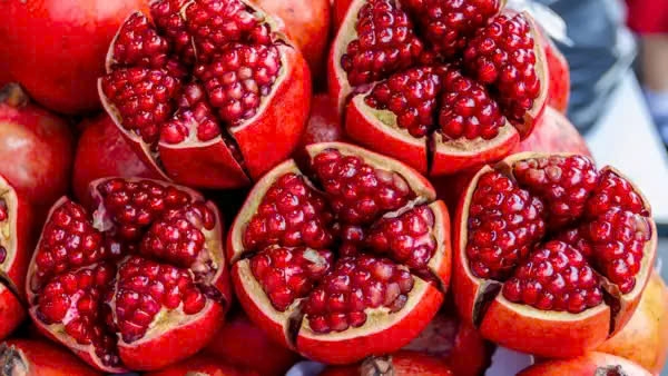Điều kỳ diệu gì sẽ xảy ra khi bạn ăn 1 quả lựu mỗi ngày? - Ảnh 1
