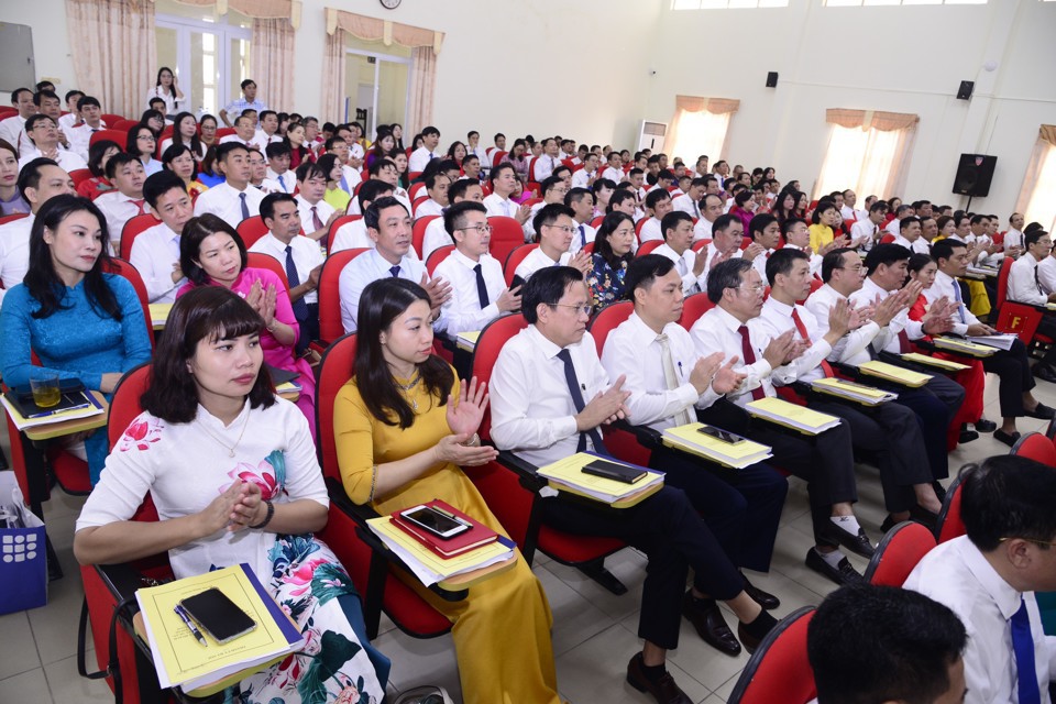 Thành ủy Hà Nội đã tập trung lãnh đạo, chỉ đạo thực hiện toàn diện và đồng bộ các khâu trong đào tạo, bồi dưỡng cán bộ.
