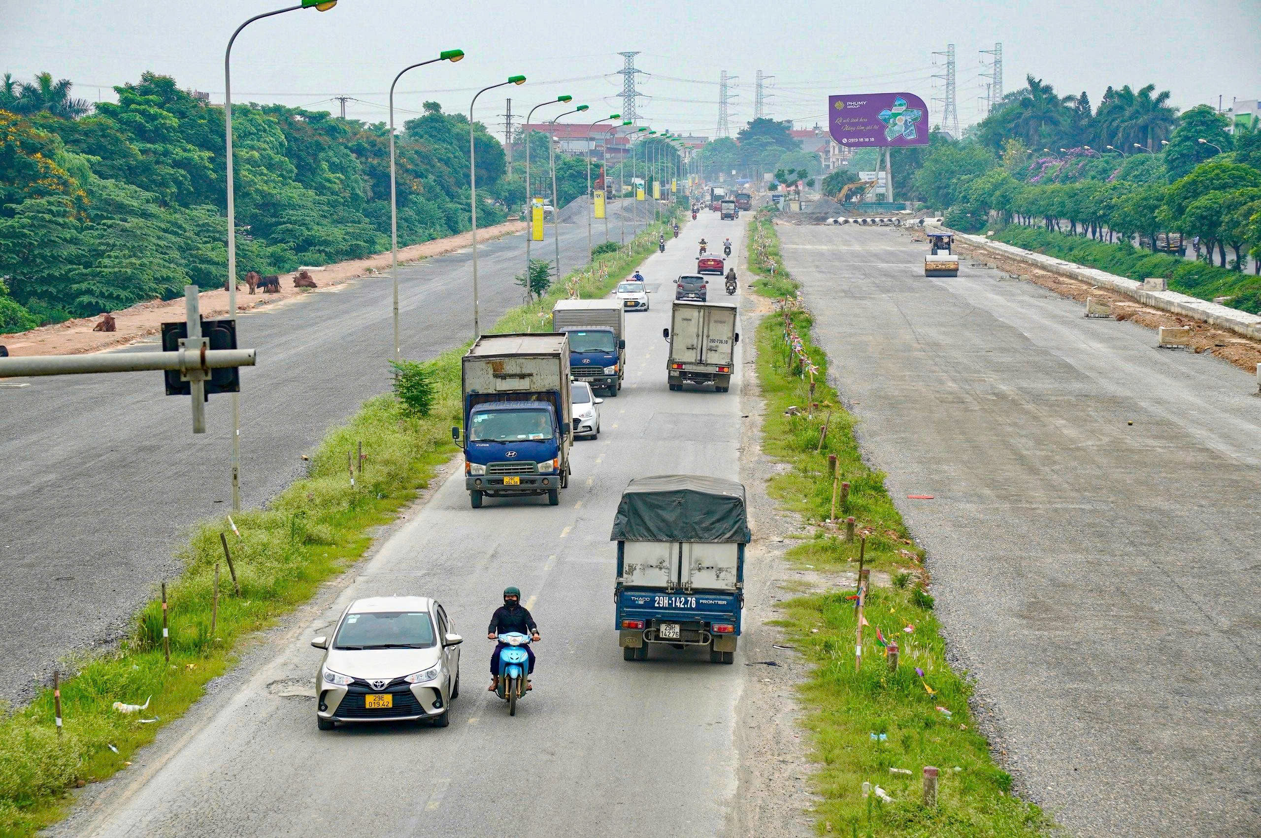 Hà Nội: Dự án mở rộng QL6 gặp trở ngại lớn về mặt bằng- Ảnh 1. Hà Nội: Dự án mở rộng QL6 gặp trở ngại lớn về mặt bằng- Ảnh 1.