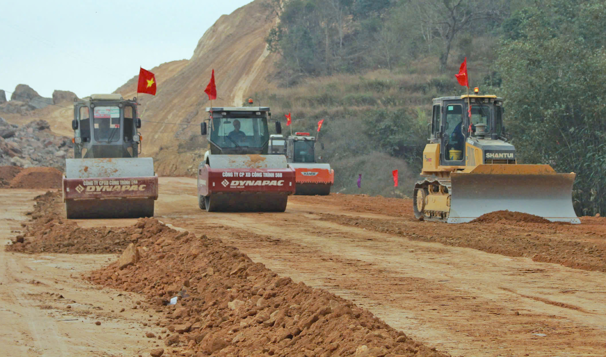 Đua tiến độ các dự án PPP giao thông- Ảnh 1. Đua tiến độ các dự án PPP giao thông- Ảnh 1.