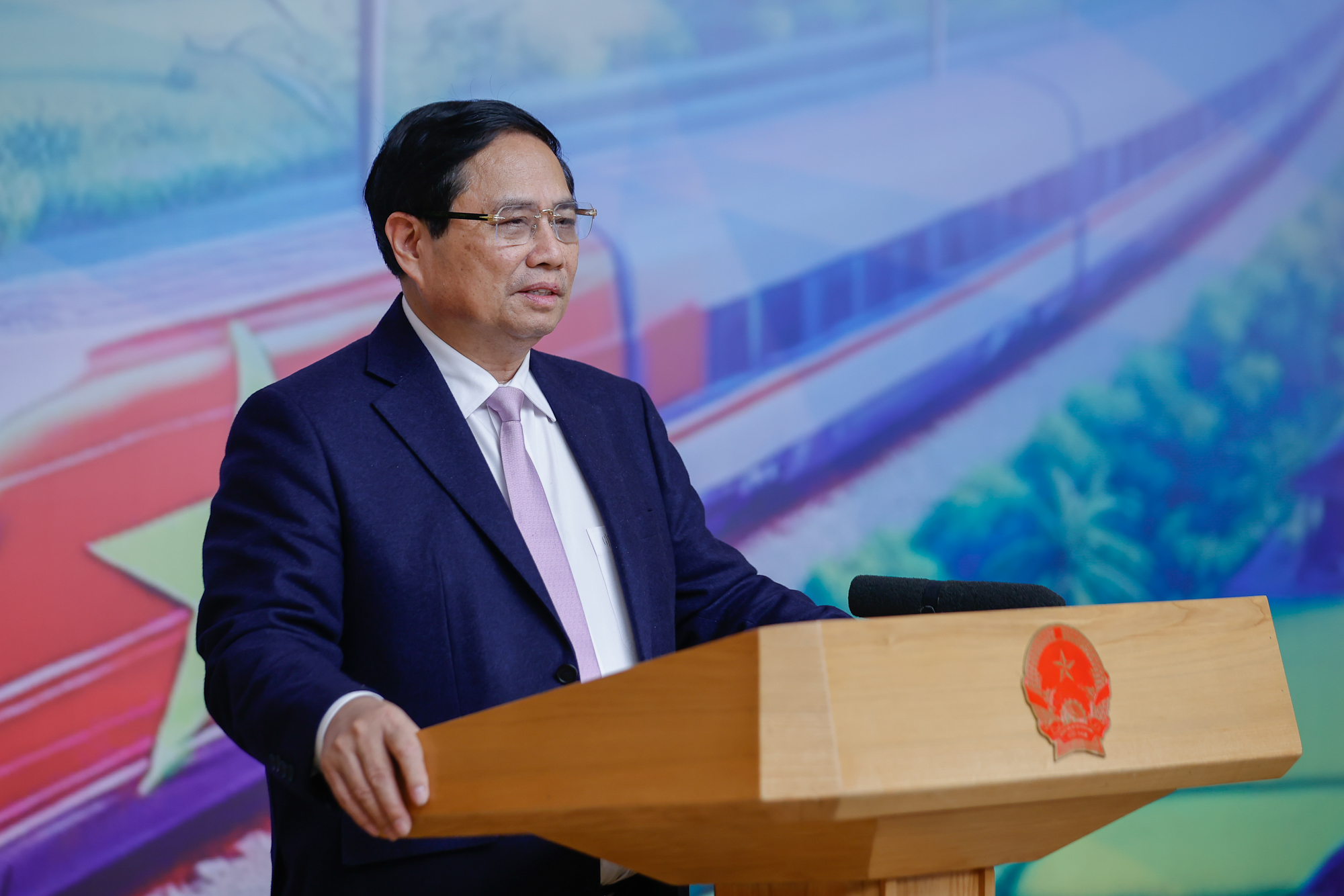 Thủ tướng: Dứt khoát phải thông tuyến cao tốc từ Cao Bằng tới Cà Mau trong năm 2025- Ảnh 1. Thủ tướng: Dứt khoát phải thông tuyến cao tốc từ Cao Bằng tới Cà Mau trong năm 2025- Ảnh 1.