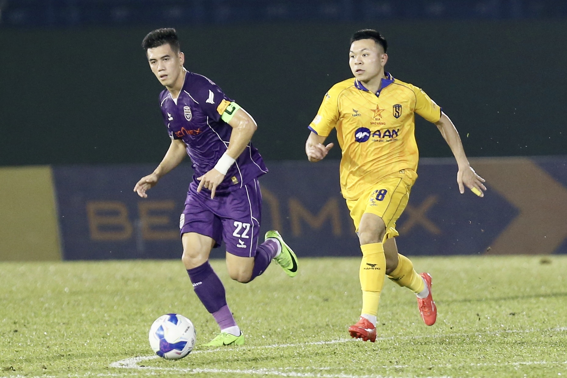 Lịch thi đấu V-League hôm nay: HLV Polking đụng ‘đá tảng’, Tiến Linh đưa Bình Dương vào tốp 3?- Ảnh 1. Lịch thi đấu V-League hôm nay: HLV Polking đụng ‘đá tảng’, Tiến Linh đưa Bình Dương vào tốp 3?- Ảnh 1.
